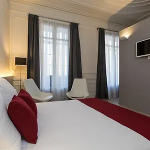 Izaila Plaza Catalunya 3*, Barcelona Spain